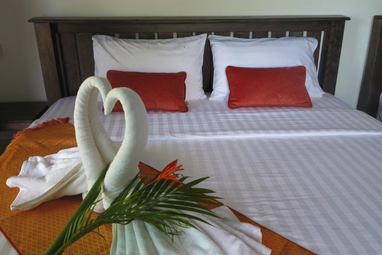 Koh Jum Coral Bay Resort 외부 사진
