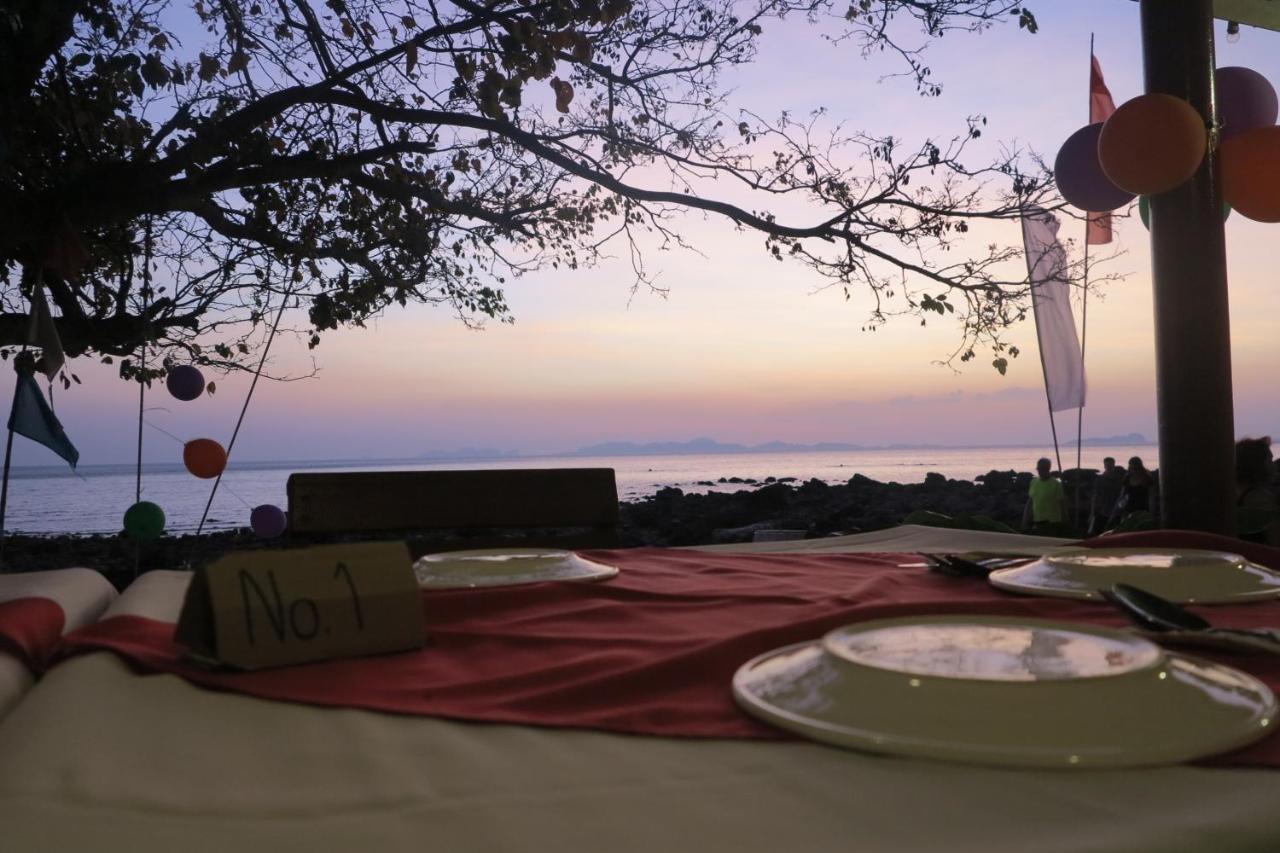 Koh Jum Coral Bay Resort 외부 사진