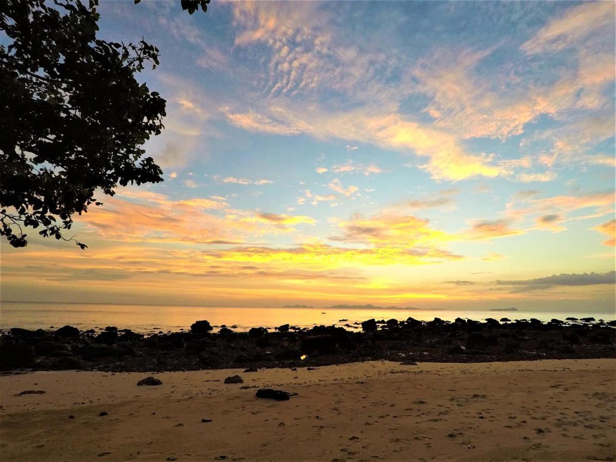 Koh Jum Coral Bay Resort 외부 사진