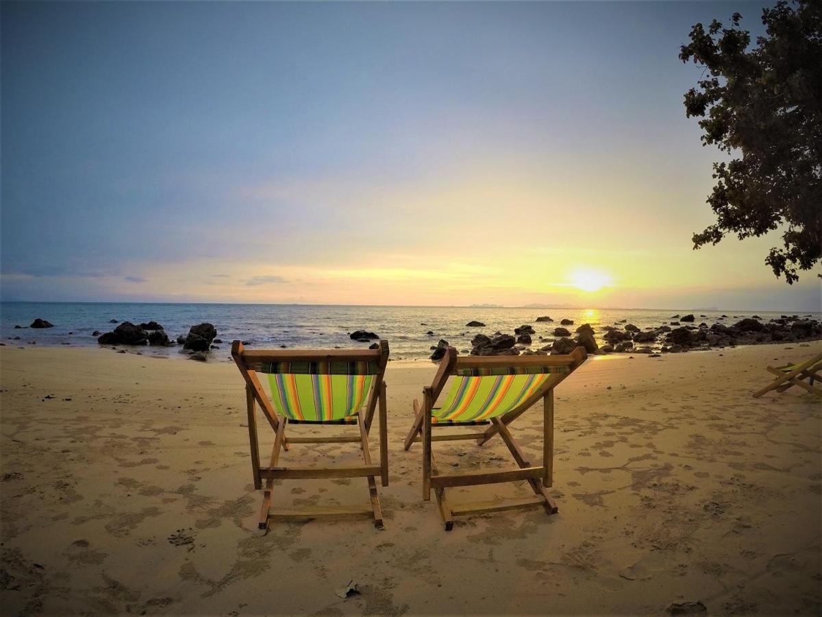Koh Jum Coral Bay Resort 외부 사진