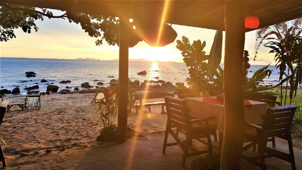 Koh Jum Coral Bay Resort 외부 사진
