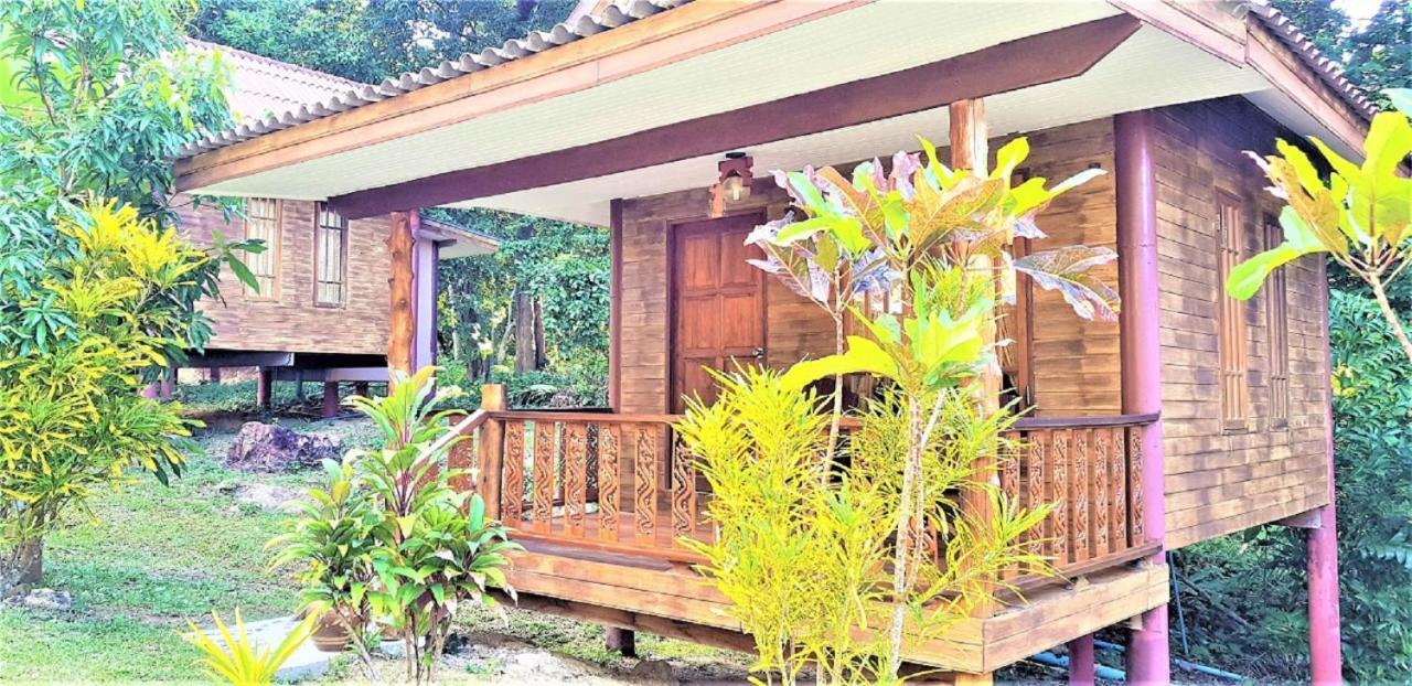 Koh Jum Coral Bay Resort 외부 사진